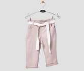 بنطلون قماش بناتي بأشكال مختلفة